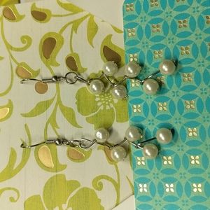 Twisted Wire Faux Pearl Pierced Dangle Earrings